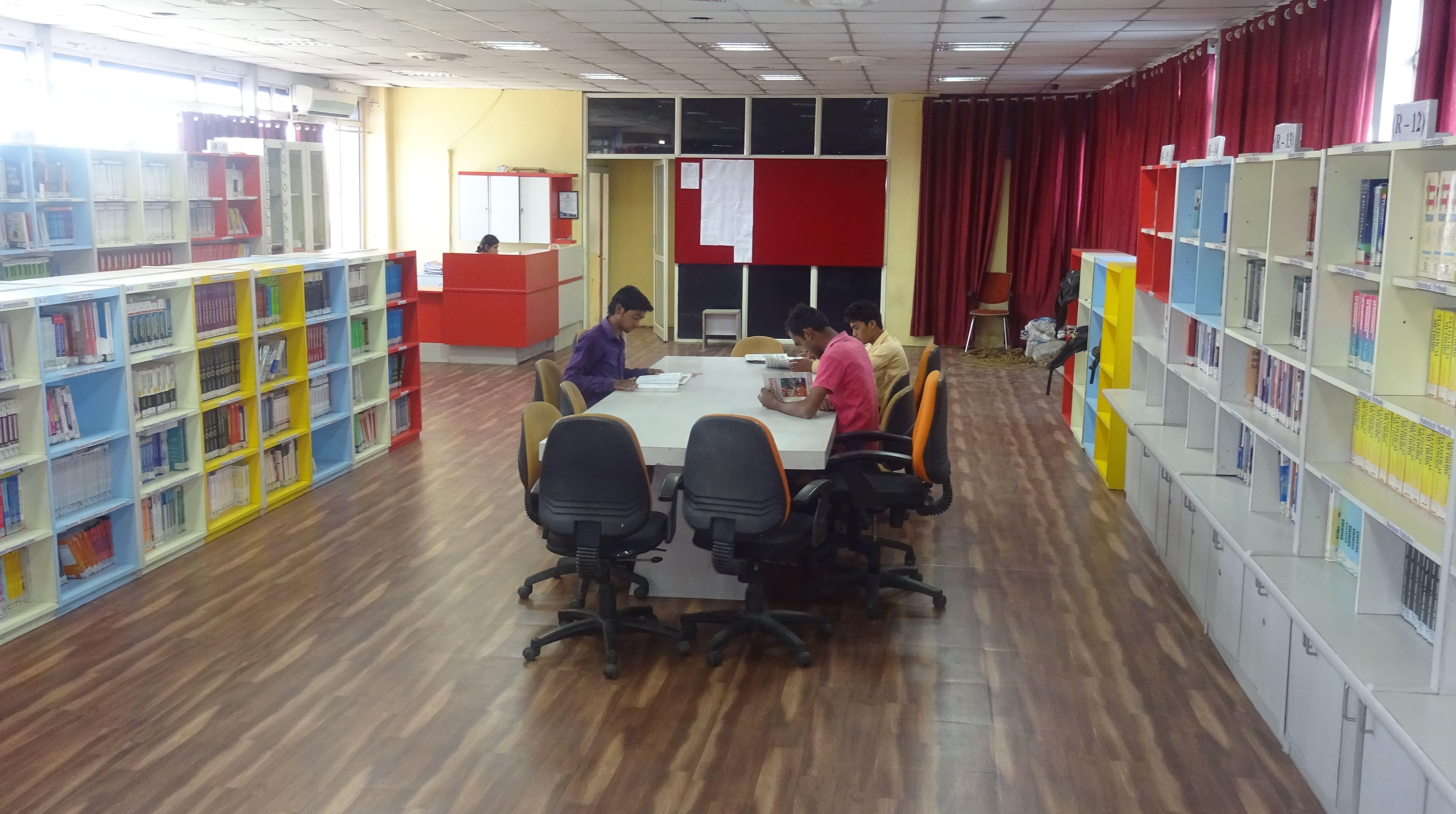 Vishisht School of Management Indore College photos photo 8